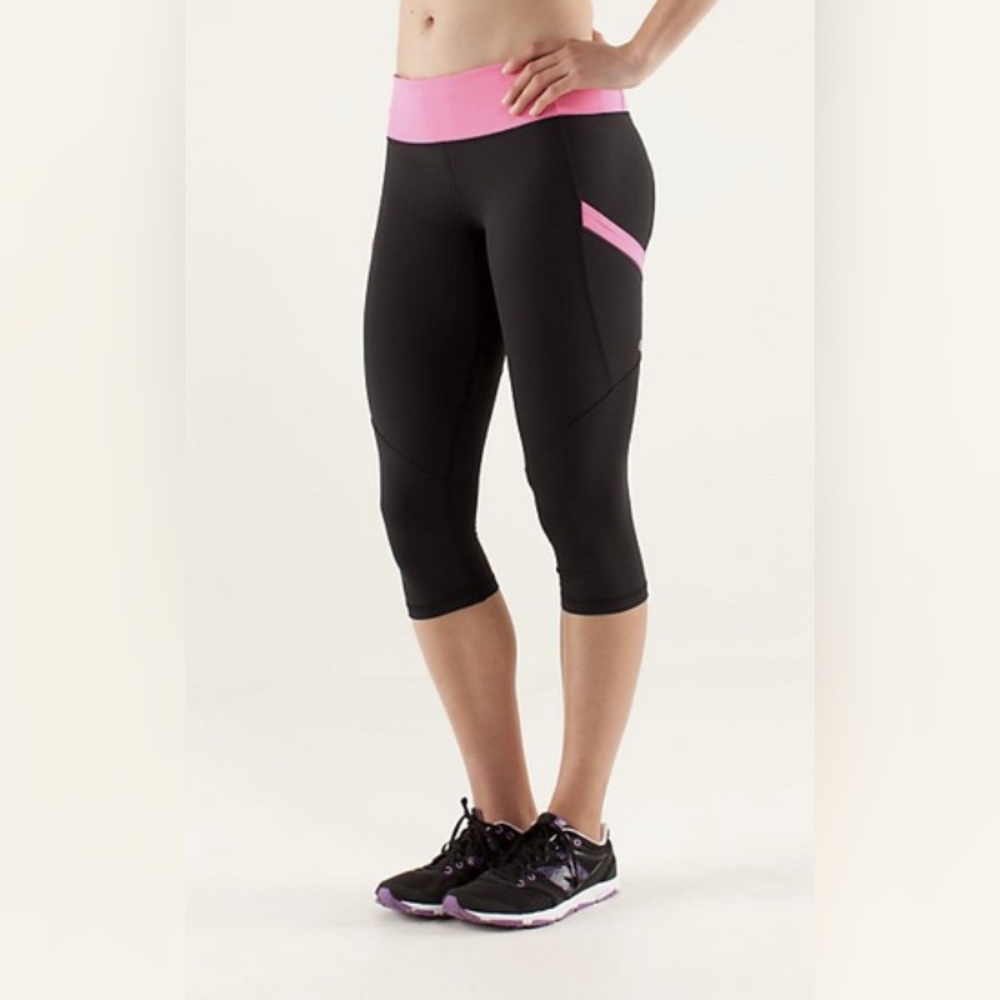 Lululemon Run: Mod Moves Crop